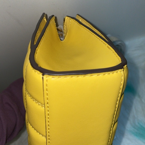 NWT Michael Kors ‘Sheila’ Small Center Zip Non-Leather Satchel - Picture 5 of 14